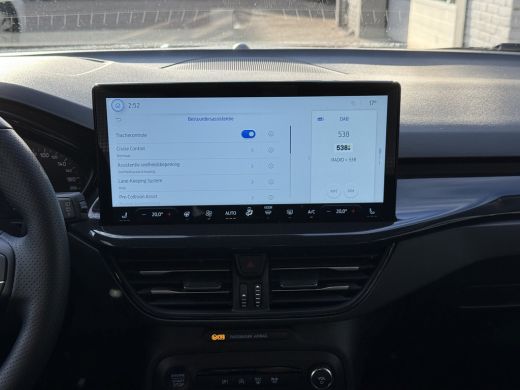 Ford Focus 1.0 EcoBoost Hybrid ST Line Automaat 155pk | Winterpack | Adapt. Cruise | Afneembare trekhaak | C... ActivLease financial lease