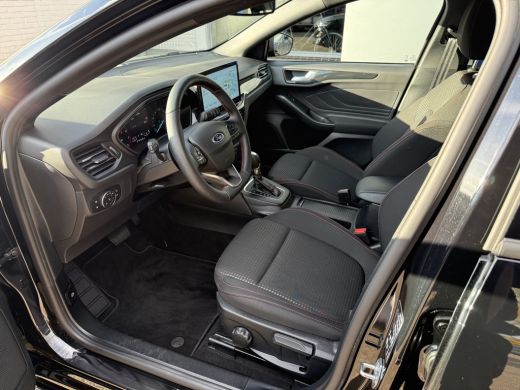 Ford Focus 1.0 EcoBoost Hybrid ST Line Automaat 155pk | Winterpack | Adapt. Cruise | Afneembare trekhaak | C... ActivLease financial lease