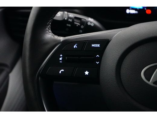 Hyundai Bayon 1.0 T-GDI Executive Automaat | Navigatiesysteem full map | Stuurwiel verwarmd | Voorstoelen verwarmd ActivLease financial lease