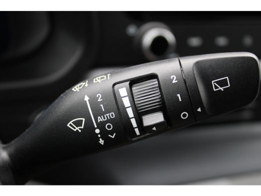 Hyundai Bayon 1.0 T-GDI Executive Automaat | Navigatiesysteem full map | Stuurwiel verwarmd | Voorstoelen verwarmd ActivLease financial lease