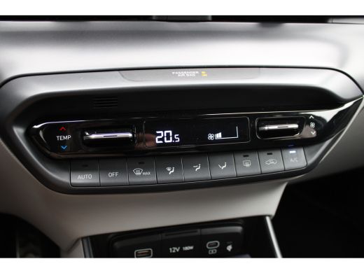 Hyundai Bayon 1.0 T-GDI Executive Automaat | Navigatiesysteem full map | Stuurwiel verwarmd | Voorstoelen verwarmd ActivLease financial lease