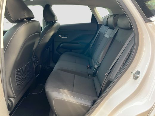 Hyundai Kona Comfort Smart 65.4 kWh 217pk | Camera | Carplay draadloos | Trekhaak afneembaar | Climate control... ActivLease financial lease