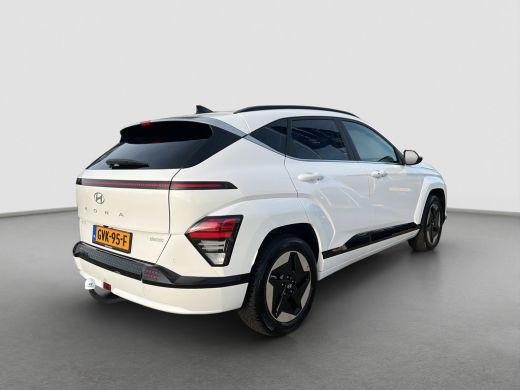 Hyundai Kona Comfort Smart 65.4 kWh 217pk | Camera | Carplay draadloos | Trekhaak afneembaar | Climate control... ActivLease financial lease