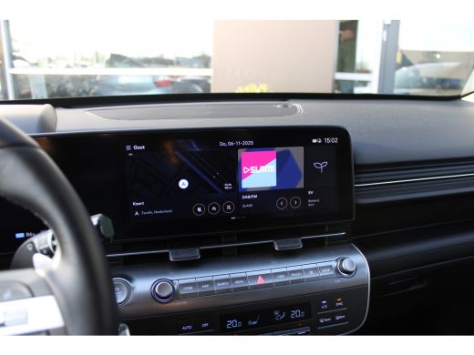 Hyundai Kona Premium 65.4 kWh + 17 INCH | Leder | 360 camera | Elektrische voorstoelen met geheugenfunctie | P... ActivLease financial lease