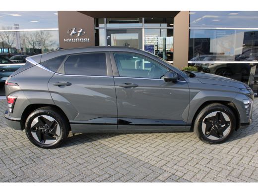 Hyundai Kona Premium 65.4 kWh + 17 INCH | Leder | 360 camera | Elektrische voorstoelen met geheugenfunctie | P... ActivLease financial lease