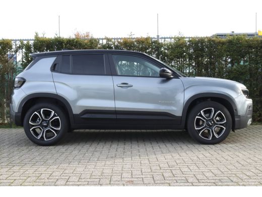 Jeep Avenger 1.2 e-Hybrid Summit | Adaptieve Cruise | Camera | JBL Audio | Elektr. klep | Keyless | Navi | Car... ActivLease financial lease