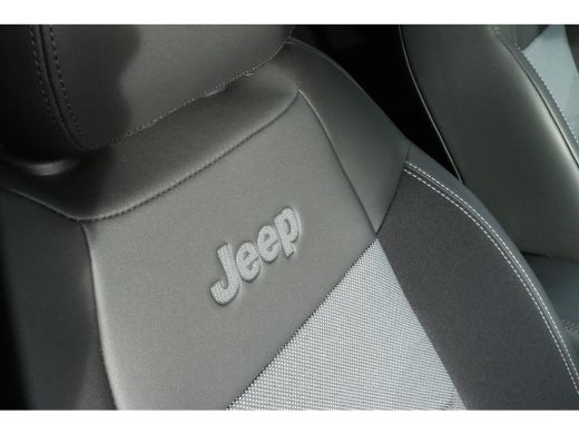 Jeep Avenger 1.2 e-Hybrid Summit | Adaptieve Cruise | Camera | JBL Audio | Elektr. klep | Keyless | Navi | Car... ActivLease financial lease
