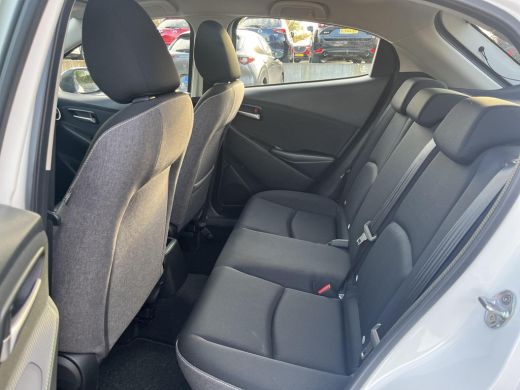 Mazda 2 1.5 e-SkyActiv-G 90 Centre-Line | All-Weather banden | Apple Carplay/Android Auto | Navigatie | ActivLease financial lease