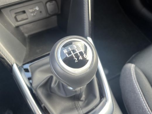 Mazda 2 1.5 e-SkyActiv-G 90 Centre-Line | All-Weather banden | Apple Carplay/Android Auto | Navigatie | ActivLease financial lease