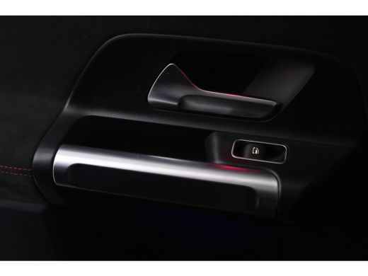 Mercedes-Benz GLB 180 AMG Line 7p. Automaat, 7 Persoons, Navigatie, etc. ActivLease financial lease