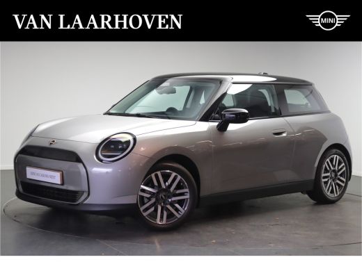 Mini 3-Deurs Cooper E / Classic / Pakket S / 17" Parallel Spoke 2-tone