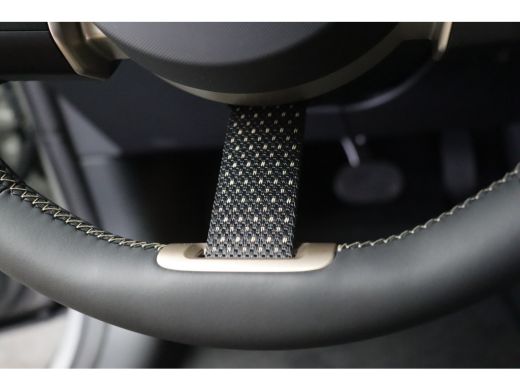 Mini 3-Deurs Cooper E / Classic / Pakket S / 17" Parallel Spoke 2-tone ActivLease financial lease