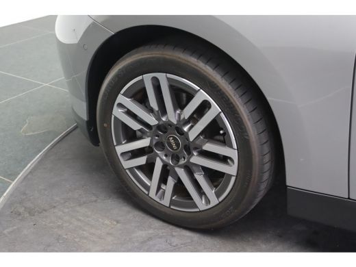 Mini 3-Deurs Cooper E / Classic / Pakket S / 17" Parallel Spoke 2-tone ActivLease financial lease