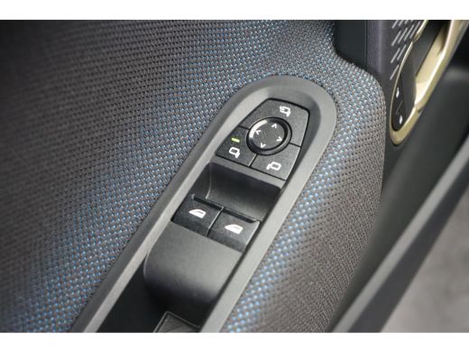 Mini 3-Deurs Cooper E / Classic / Pakket S / 17" Parallel Spoke 2-tone ActivLease financial lease