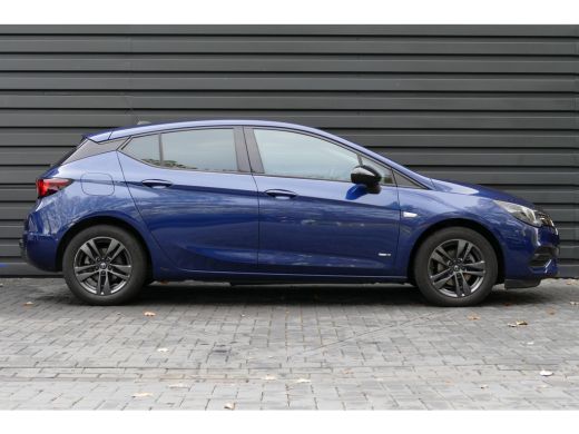 Opel Astra 1.2 TURBO 110PK 5-DRS DESIGN & TECH / NAVI / LED / CLIMA / PDC / 16"LMV / CAMERA / TREKHAAK / BLU... ActivLease financial lease