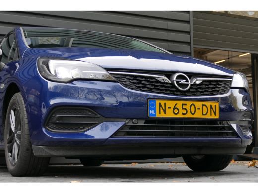 Opel Astra 1.2 TURBO 110PK 5-DRS DESIGN & TECH / NAVI / LED / CLIMA / PDC / 16"LMV / CAMERA / TREKHAAK / BLU... ActivLease financial lease