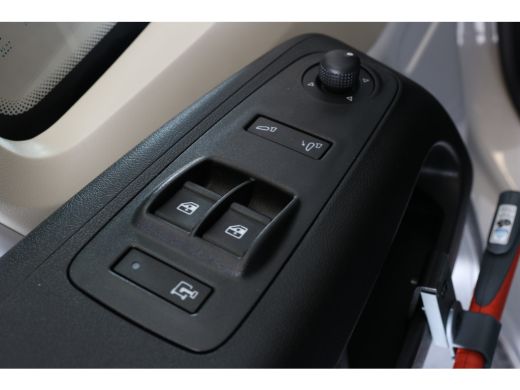 Opel Movano L2H1 120 PK |TREKHAAK | BETIMMERING LAADRUIMTE | CAMERA | 360 GR SENSOREN | DIGITALE BINNENSPIEGE... ActivLease financial lease