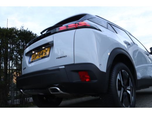 Peugeot 2008 1.2 Hybrid 145 Allure | Adaptieve Cruise | 360 Camera | Navi | Keyless | Carplay | Dodehoekdetectie ActivLease financial lease