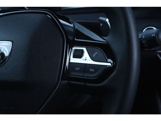 Peugeot 2008 1.2 Hybrid 145 Allure | Adaptieve Cruise | 360 Camera | Navi | Keyless | Carplay | Dodehoekdetectie ActivLease financial lease
