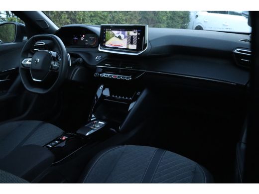 Peugeot 2008 1.2 Hybrid 145 Allure | Adaptieve Cruise | 360 Camera | Navi | Keyless | Carplay | Dodehoekdetectie ActivLease financial lease