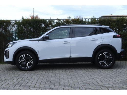 Peugeot 2008 1.2 Hybrid 145 Allure | Adaptieve Cruise | 360 Camera | Navi | Keyless | Carplay | Dodehoekdetectie ActivLease financial lease