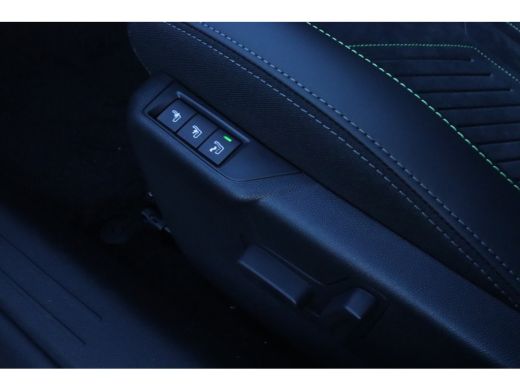 Peugeot 208 1.2 Hybrid 145 e-DCS6 GT | Vision & Navigation Pack | Alcantara Executive Interior | Pack Drive A... ActivLease financial lease