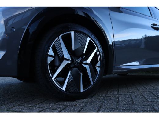 Peugeot 208 1.2 Hybrid 145 e-DCS6 GT | Vision & Navigation Pack | Alcantara Executive Interior | Pack Drive A... ActivLease financial lease