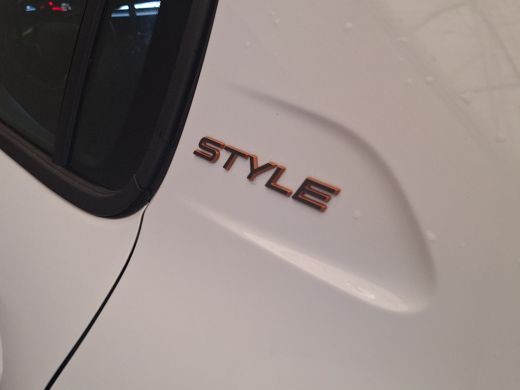 Peugeot 208 Style | Airco | Airconditioning | Apple Carplay/Android Auto|telefoonintegratie premium ActivLease financial lease