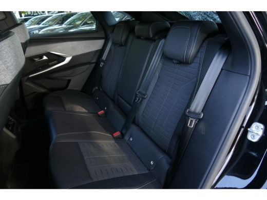 Peugeot 3008 1.2 HYBRID 145PK GT AUTOMAAT / NAVI / CLIMA / PDC / 19"LMV / CAMERA / KEYLESS / FULL-LED / WINTER... ActivLease financial lease