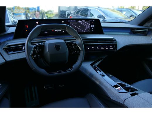 Peugeot 3008 1.2 HYBRID 145PK GT AUTOMAAT / NAVI / CLIMA / PDC / 19"LMV / CAMERA / KEYLESS / FULL-LED / WINTER... ActivLease financial lease