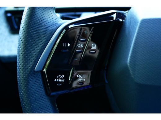 Peugeot 3008 1.2 HYBRID 145PK GT AUTOMAAT / NAVI / CLIMA / PDC / 19"LMV / CAMERA / KEYLESS / FULL-LED / WINTER... ActivLease financial lease