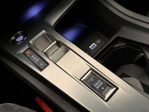 Peugeot 308 SW 1.6 Plug-in Hybrid 180 Active Pack Business Apple Carplay / Android Auto | LED Koplampen | 17"... ActivLease financial lease