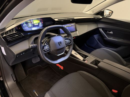 Peugeot 308 SW 1.6 Plug-in Hybrid 180 Active Pack Business Apple Carplay / Android Auto | LED Koplampen | 17"... ActivLease financial lease