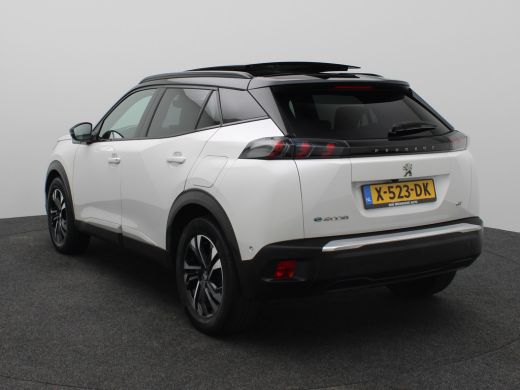 Peugeot e-2008 EV GT Pack 50 kWh | Achterbank in delen neerklapbaar | Achteruitrijcamera | Achteruitrijcamera st... ActivLease financial lease