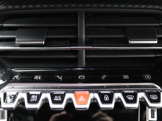 Peugeot e-2008 EV GT Pack 50 kWh | Achterbank in delen neerklapbaar | Achteruitrijcamera | Achteruitrijcamera st... ActivLease financial lease