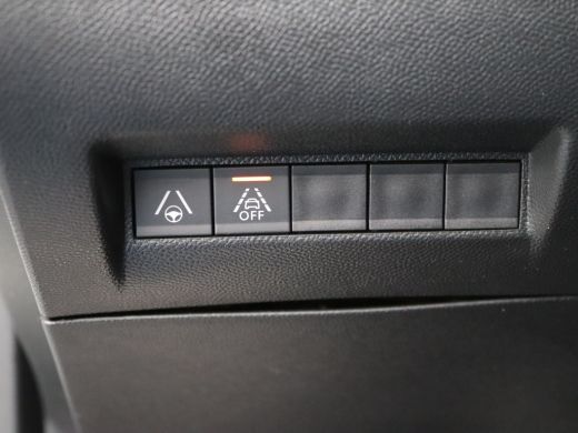 Peugeot e-2008 EV GT Pack 50 kWh | Achterbank in delen neerklapbaar | Achteruitrijcamera | Achteruitrijcamera st... ActivLease financial lease