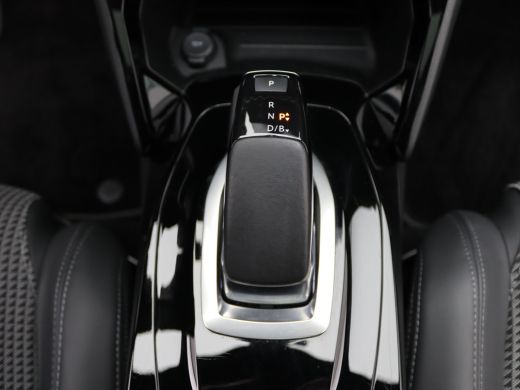 Peugeot e-2008 EV GT Pack 50 kWh | Achterbank in delen neerklapbaar | Achteruitrijcamera | Achteruitrijcamera st... ActivLease financial lease