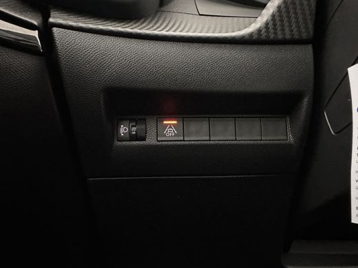 Peugeot e-208 EV Active Pack 50 kWh {SOH-99%} [ 3-Fase ] (INCL.BTW) Aut. *FULL-LED | MICROFIBRE | SPORT-SEATS |... ActivLease financial lease