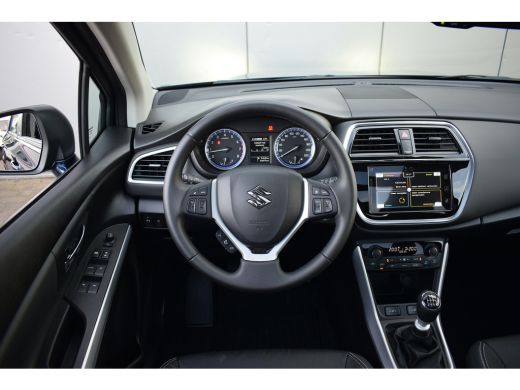 Suzuki S-Cross 1.4 Boosterjet AllGrip Style Smart Hybrid | 4X4 | Pano | Leer | Stoelverw. | Camera ActivLease financial lease