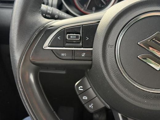 Suzuki Swift 1.2 Stijl Smart Hybrid **STOELVERWARING/ KEYLESS/ ADAPTIEF CRUISE CONTROL/ 36 MAANDEN GARANTIE** ActivLease financial lease