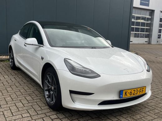 Tesla Model 3 Aut. Range Plus | Autopilot | Panorama | Leder | ActivLease financial lease