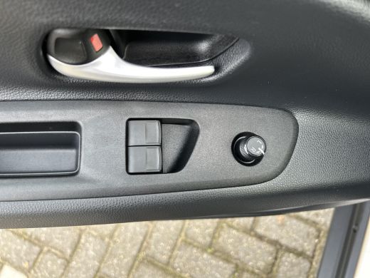 Toyota Aygo 1.0 VVT-i MT Premium ActivLease financial lease