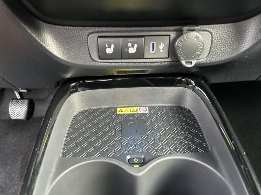 Toyota Aygo 1.0 VVT-i MT Premium ActivLease financial lease