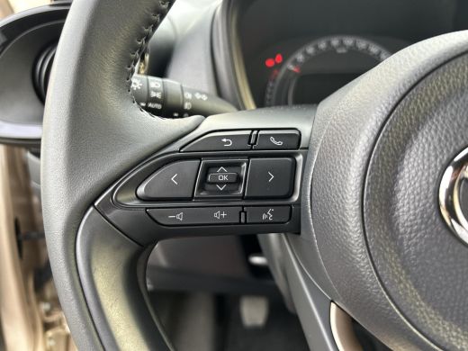 Toyota Aygo 1.0 VVT-i MT Premium ActivLease financial lease