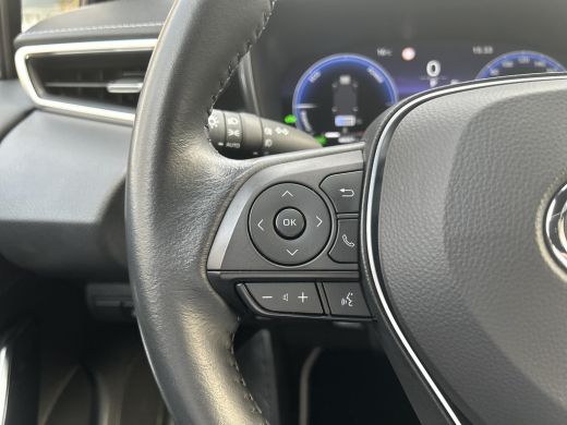 Toyota Corolla Touring Sports Hybrid 140 Executive ActivLease financial lease