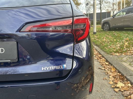 Toyota Corolla Touring Sports Hybrid 140 Executive ActivLease financial lease