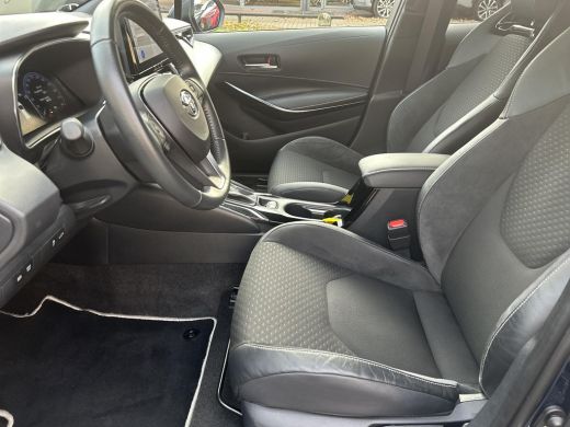 Toyota Corolla Touring Sports Hybrid 140 Executive ActivLease financial lease