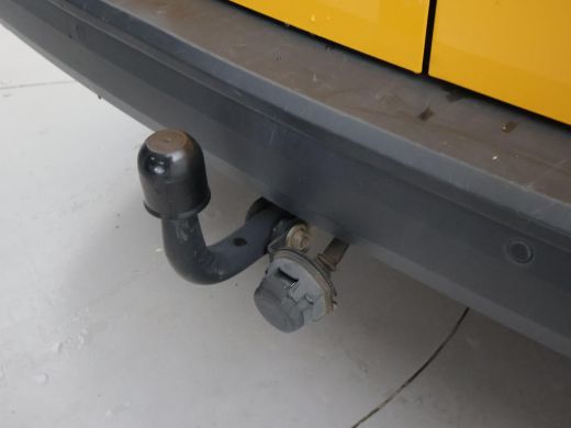 Volkswagen Caddy 2.0 TDI TREND + TREKHAAK | CRUISE | BLUETOOTH | KAST | AIRCO | PARKEERSENSOREN ActivLease financial lease