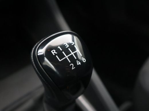 Volkswagen Caddy 2.0 TDI TREND + TREKHAAK | CRUISE | BLUETOOTH | KAST | AIRCO | PARKEERSENSOREN ActivLease financial lease