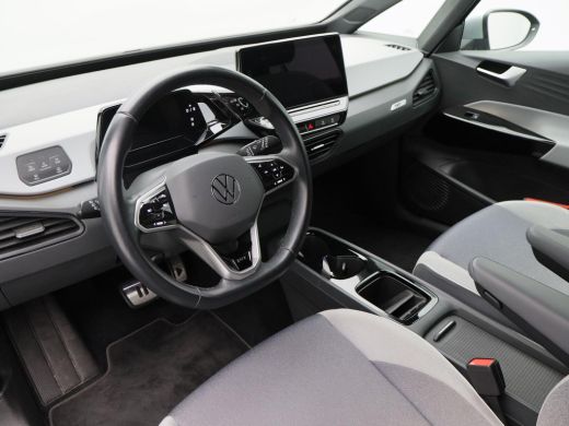 Volkswagen ID.3 First Plus 58 kWh | Cruise Control | Climate Control | Stoelverwarming | Camera | Carplay | 19 in... ActivLease financial lease